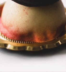 A close up of the top of a bowl